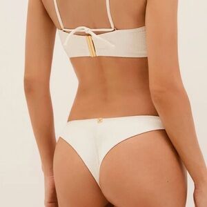 NWT Vix Paula Firenze Basic Cheeky Cream Bikini Bottom - Size XS